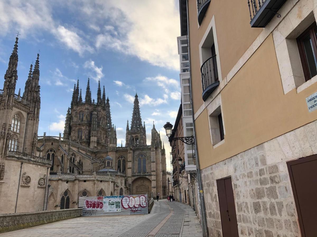 Una Mirada A La Catedral-Apartamentos Burgos Catedral Luaran gambar
